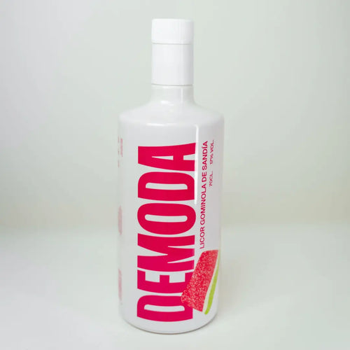 Botella 70 cl de Licor DEMODA Sabor Gominola de Sandia